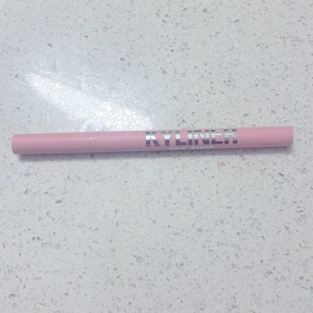 Kylie Cosmetics Kyliner